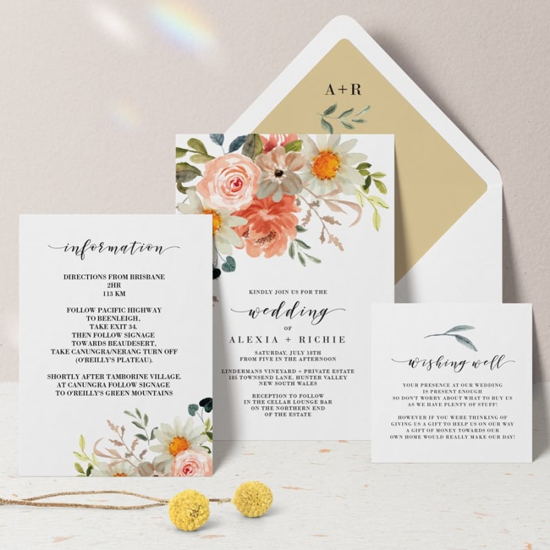 Delicate Daisy Wedding Invitations